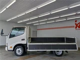 2025 Hino Dutro Flatbed truck 2-ton load capacity, 6-speed manual transmission, fully low-floor White Truck for sale, Japanese used car export - photo 11 of 69 | GULJI TRADERS