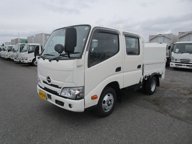 2025 Hino Dutro Power gate available, not applicable 2WD White Truck for sale, Japanese used car export - photo 1 of 25 | GULJI TRADERS