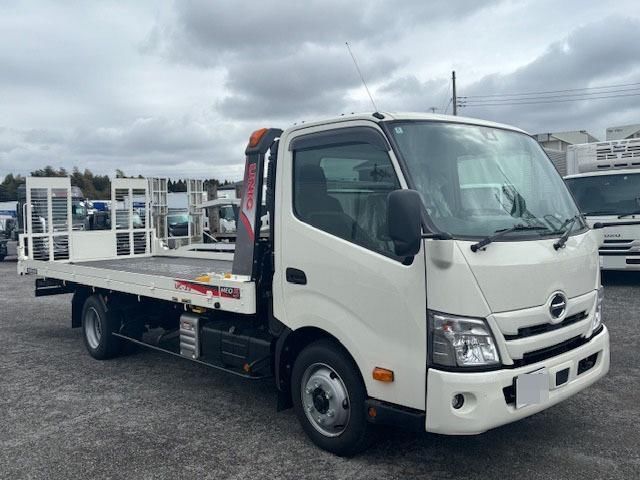 2025 Hino Dutro - photo 1 2025 Hino Dutro Other Truck for sale, Japanese used car export - photo 1 of 21 | GULJI TRADERS
