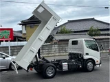 2026 Hino Dutro 3-ton Yokozuna Reinforced Dump Truck Backup Camera ETC White Truck for sale, Japanese used car export - photo 23 of 45 | GULJI TRADERS