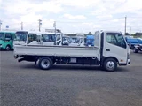 2026 Hino Dutro Flatbed wide-long 2t registered unused vehicle, post-facelift model, automatic transmission. White Truck for sale, Japanese used car export - photo 4 of 51 | GULJI TRADERS