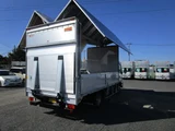 2026 Hino Dutro Standard wing body, with power tailgate, 2WD. White Truck for sale, Japanese used car export - photo 4 of 25 | GULJI TRADERS
