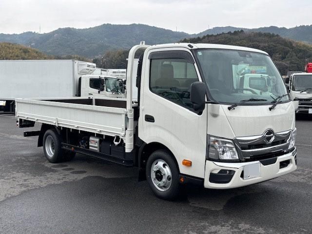 2026 Hino Dutro Other Truck for sale, Japanese used car export - photo 1 of 21 | GULJI TRADERS