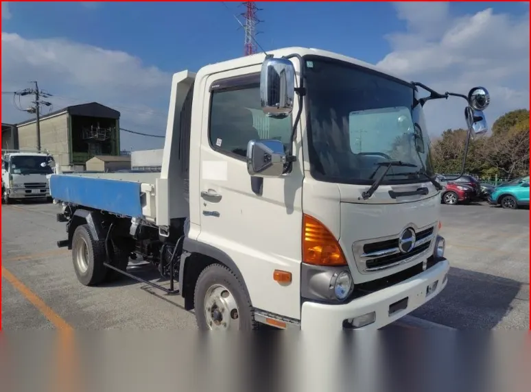 2017 Hino Ranger 3 Way Dump White Truck for sale, Japanese used car export - photo 1 of 9 | GULJI TRADERS
