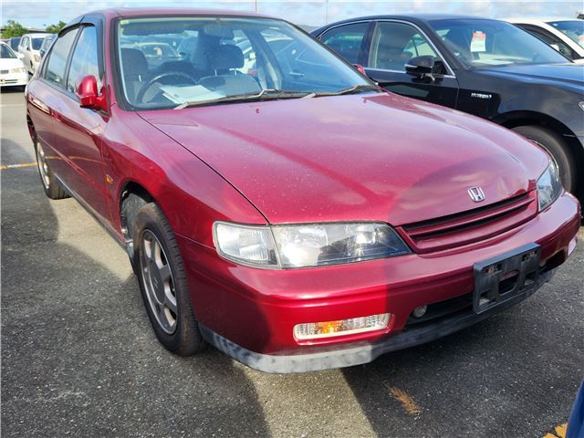 1995 Honda Accord SIR 5-speed MT Sunroof - photo 1 1995 Honda Accord SIR 5-speed MT Sunroof Red Sedan for sale, Japanese used car export - photo 1 of 16 | GULJI TRADERS