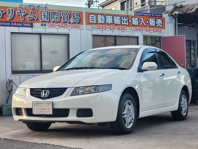 2005 Honda Accord 2.0 20A 4WD White Sedan for sale, Japanese used car export | GULJI TRADERS