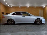 2006 Honda Accord 2.0 Euro R Silver Sedan for sale, Japanese used car export - photo 2 of 61 | GULJI TRADERS