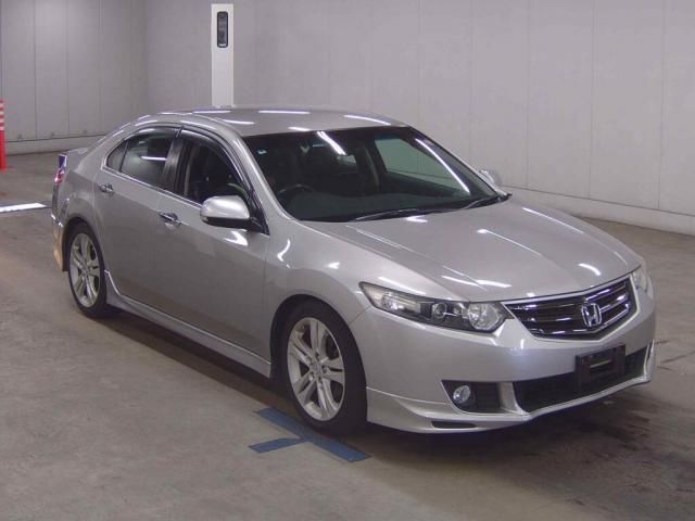 2010 Honda Accord 24TL Sportstyle - photo 1 2010 Honda Accord 24TL Sportstyle Silver Sedan for sale, Japanese used car export - photo 1 of 5 | GULJI TRADERS