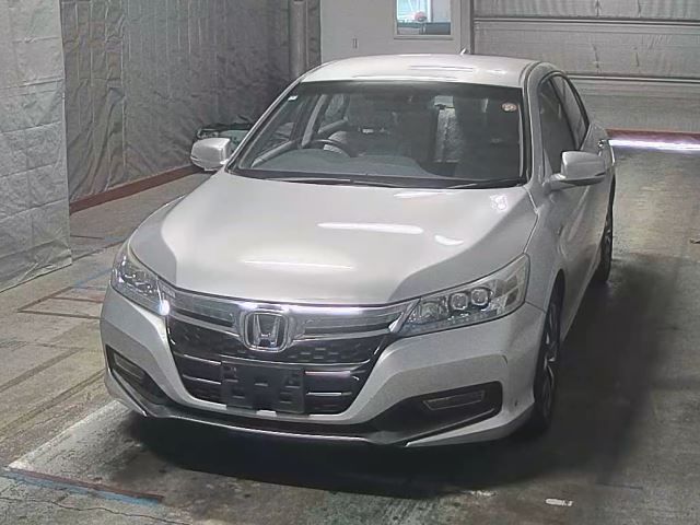2015 Honda Accord HV LX Silver SUV for sale, Japanese used car export | GULJI TRADERS