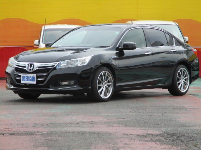2015 Honda Accord Hybrid LX - photo 1 2015 Honda Accord Hybrid LX Black SUV for sale, Japanese used car export - photo 1 of 24 | GULJI TRADERS