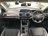 2017 Honda Accord 2.0 Hybrid EX White Sedan for sale, Japanese used car export - photo 2 of 32 | GULJI TRADERS