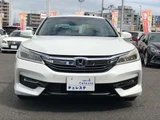 2017 Honda Accord 2.0 Hybrid EX White Sedan for sale, Japanese used car export - photo 8 of 32 | GULJI TRADERS