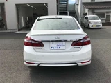 2017 Honda Accord 2.0 Hybrid EX White Sedan for sale, Japanese used car export - photo 10 of 32 | GULJI TRADERS