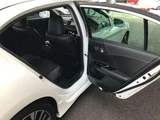 2017 Honda Accord 2.0 Hybrid EX White Sedan for sale, Japanese used car export - photo 21 of 32 | GULJI TRADERS