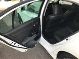 2017 Honda Accord 2.0 Hybrid EX White Sedan for sale, Japanese used car export - photo 27 of 32 | GULJI TRADERS