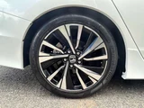 2018 Honda Accord 2.0 Hybrid EX White Sedan for sale, Japanese used car export - photo 52 of 55 | GULJI TRADERS