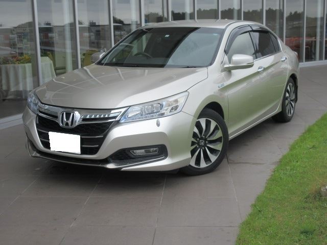 2014 Honda Accord Hybrid LX SUV for sale, Japanese used car export - photo 1 of 33 | GULJI TRADERS