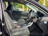 2016 Honda Accord Hybrid 2.0 EX Sedan for sale, Japanese used car export - photo 25 of 48 | GULJI TRADERS