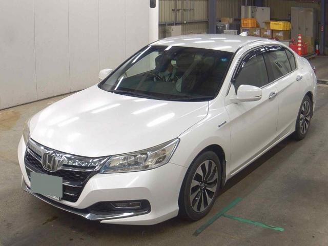 2016 Honda Accord Hybrid EX Sedan for sale, Japanese used car export - photo 1 of 5 | GULJI TRADERS