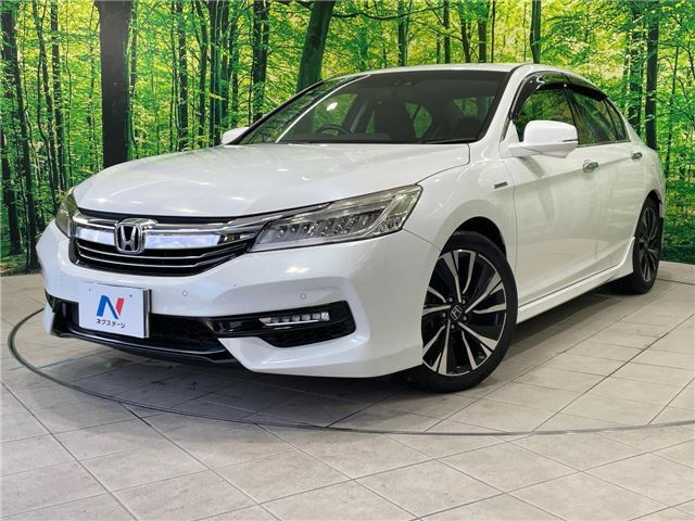 2017 Honda Accord Hybrid EX Sedan for sale, Japanese used car export - photo 1 of 30 | GULJI TRADERS