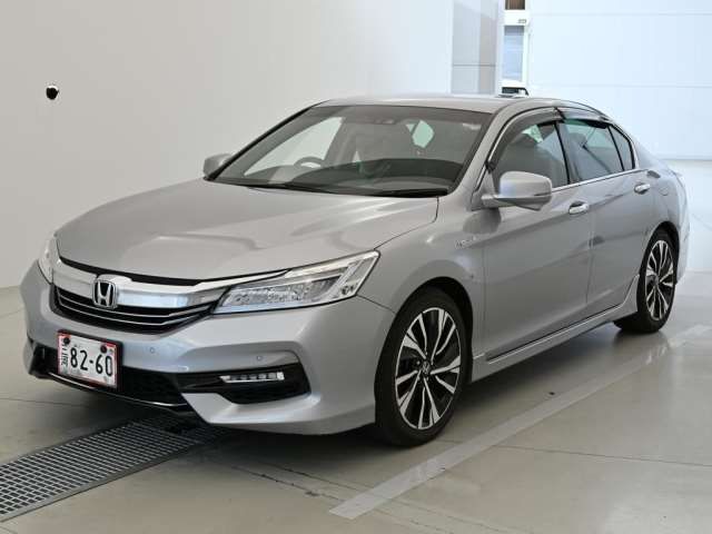 2017 Honda Accord Hybrid EX Sedan for sale, Japanese used car export - photo 1 of 12 | GULJI TRADERS
