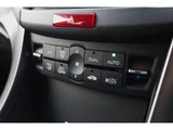 2011 Honda Accord Tourer 20TL Sedan for sale, Japanese used car export - photo 26 of 57 | GULJI TRADERS