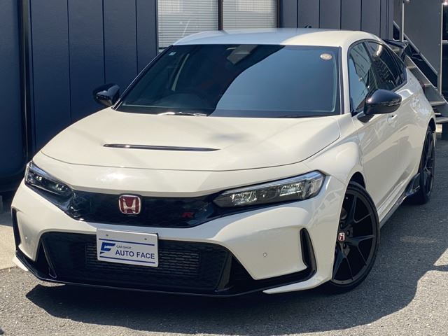 2025 Honda Civic 2.0 - photo 1 2025 Honda Civic 2.0 Sedan for sale, Japanese used car export - photo 1 of 38 | GULJI TRADERS