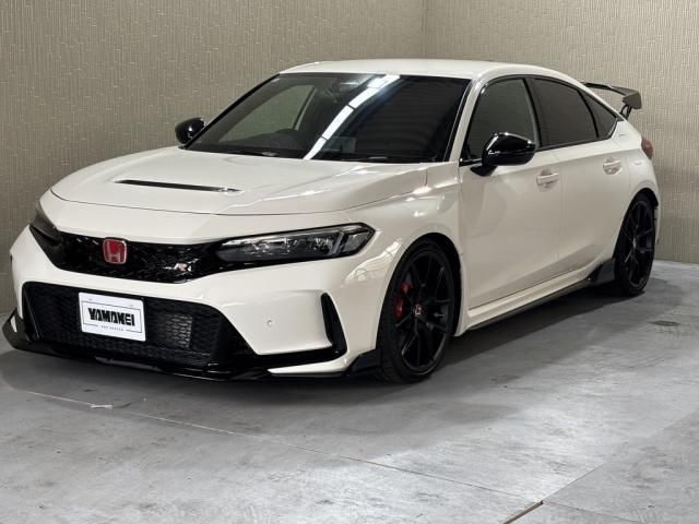 2026 Honda Civic 2.0 - photo 1 2026 Honda Civic 2.0 Sedan for sale, Japanese used car export - photo 1 of 9 | GULJI TRADERS