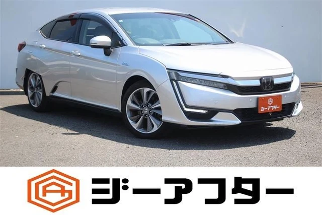 2018 Honda Clarity Phev 1.5 EX - photo 1 2018 Honda Clarity Phev 1.5 EX Sedan for sale, Japanese used car export | GULJI TRADERS