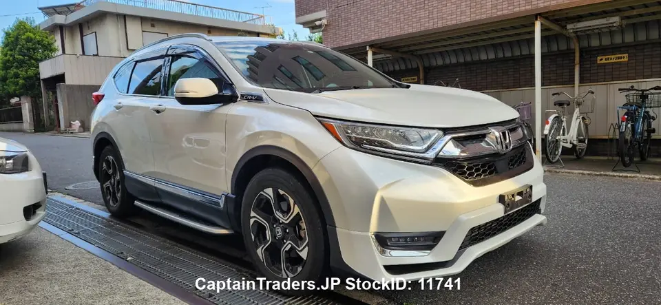 2019 Honda Cr-v - photo 1 2019 Honda Cr-v Pearl white SUV for sale, Japanese used car export - photo 1 of 7 | GULJI TRADERS