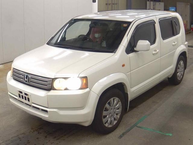 2007 Honda Cross Road 18L - photo 1 2007 Honda Cross Road 18L Sedan for sale, Japanese used car export | GULJI TRADERS
