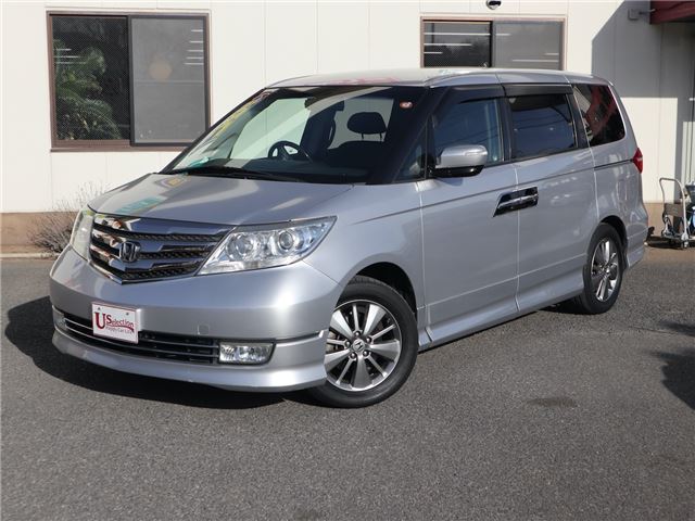 2011 Honda Elysion Prestige - photo 1 2011 Honda Elysion Prestige Sedan for sale, Japanese used car export | GULJI TRADERS