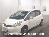 2012 Honda Fit Pearl Sedan for sale, Japanese used car export - photo 5 of 8 | GULJI TRADERS