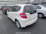 2013 Honda Fit Pearl Sedan for sale, Japanese used car export - photo 27 of 30 | GULJI TRADERS