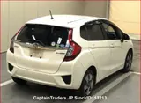2015 Honda Fit Hibrid Pearl Sedan for sale, Japanese used car export - photo 5 of 23 | GULJI TRADERS