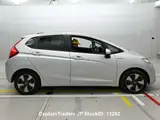 2017 Honda Fit Hibrid Silver Sedan for sale, Japanese used car export - photo 4 of 19 | GULJI TRADERS
