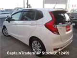 2018 Honda Fit Hibrid Pearl white Sedan for sale, Japanese used car export - photo 15 of 62 | GULJI TRADERS