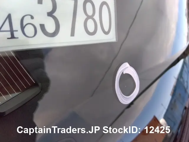 2015 Honda Vezel Hybyrid Silver SUV for sale, Japanese used car export - photo 1 of 8 | GULJI TRADERS