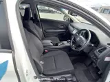 2016 Honda Vezel Hybyrid Pearl SUV for sale, Japanese used car export - photo 18 of 25 | GULJI TRADERS