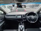 2016 Honda Vezel Hybyrid Pearl SUV for sale, Japanese used car export - photo 21 of 25 | GULJI TRADERS