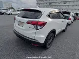 2016 Honda Vezel Hybyrid Pearl SUV for sale, Japanese used car export - photo 24 of 25 | GULJI TRADERS