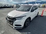 2018 Honda Vezel Hybyrid Pearl white SUV for sale, Japanese used car export - photo 10 of 23 | GULJI TRADERS