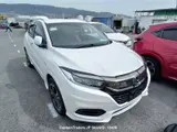 2018 Honda Vezel Hybyrid Pearl white SUV for sale, Japanese used car export - photo 16 of 30 | GULJI TRADERS