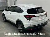 2019 Honda Vezel Hybyrid Pearl SUV for sale, Japanese used car export - photo 3 of 10 | GULJI TRADERS