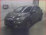 2015 Honda Vezel Hybyrid Push Start Hybrid Z Green SUV for sale, Japanese used car export - photo 4 of 12 | GULJI TRADERS