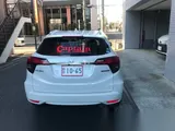 2019 Honda Vezel Hybyrid Push Start Hybrid Z Honda Sensing Pearl white SUV for sale, Japanese used car export - photo 7 of 42 | GULJI TRADERS