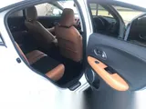 2019 Honda Vezel Hybyrid Push Start Hybrid Z Honda Sensing Pearl white SUV for sale, Japanese used car export - photo 9 of 42 | GULJI TRADERS