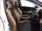 2019 Honda Vezel Hybyrid Push Start Hybrid Z Honda Sensing Pearl white SUV for sale, Japanese used car export - photo 24 of 42 | GULJI TRADERS