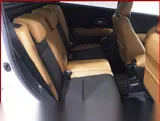 2019 Honda Vezel Hybyrid Push Start Hybrid Z Honda Sensing Pearl white SUV for sale, Japanese used car export - photo 25 of 42 | GULJI TRADERS