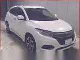 2019 Honda Vezel Hybyrid Push Start Hybrid Z Honda Sensing Pearl white SUV for sale, Japanese used car export - photo 31 of 42 | GULJI TRADERS